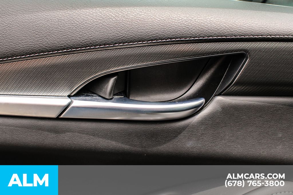 Used 2023 Silver INFINITI LUXE image 41