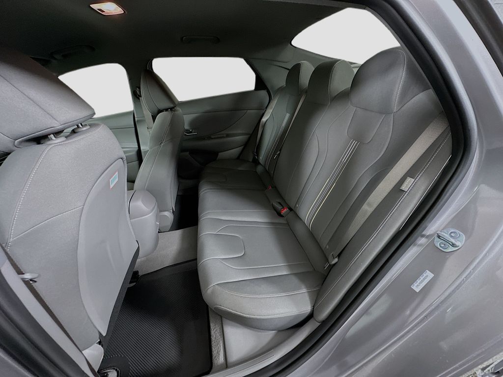 Thumbnail: 2025 Hyundai Elantra - 16