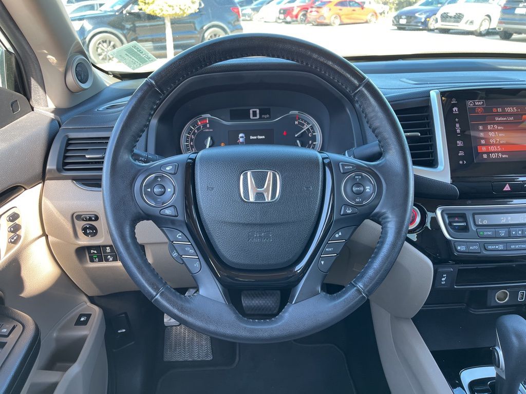 Thumbnail: 2019 Honda Ridgeline - 18