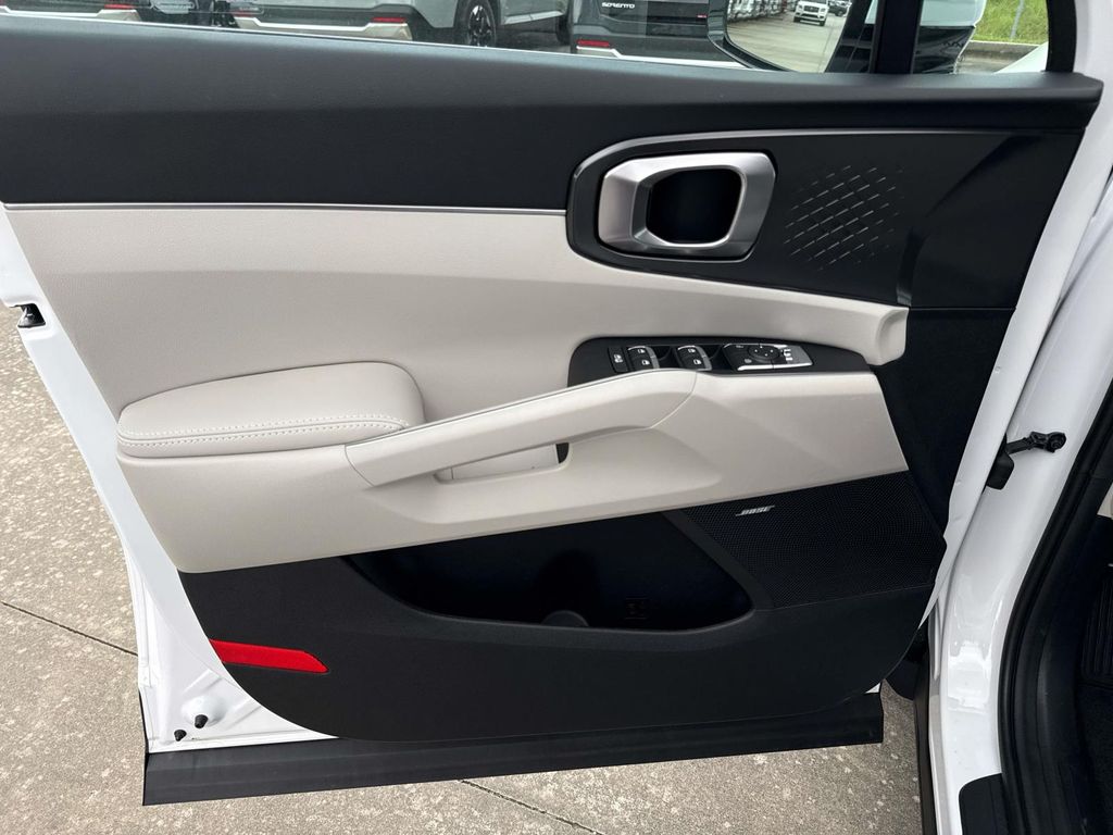 New 2026 White Kia EX image 18