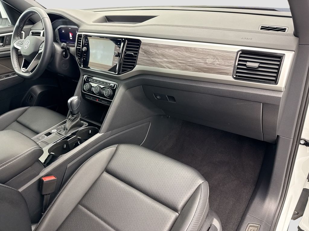 Thumbnail: 2023 Volkswagen Atlas - 15