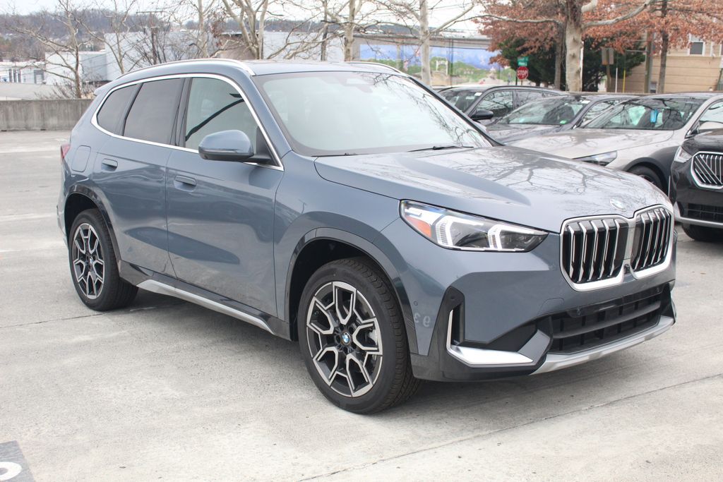 2026 BMW X1 xDrive28i's photo