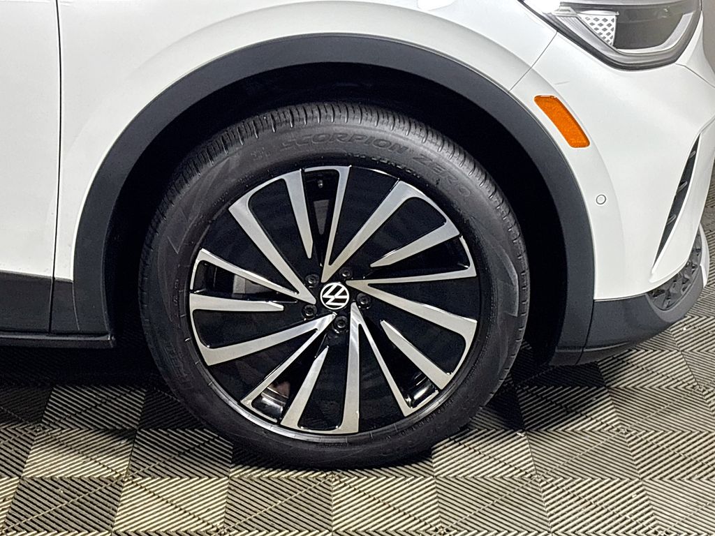 2023 Volkswagen ID.4 Pro S Plus