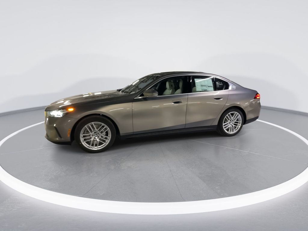 2025 BMW 5 Series 530i xDrive 4