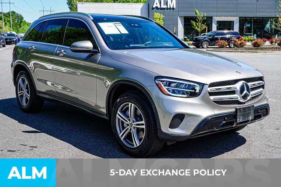 Used 2022 Silver Mercedes-Benz GLC 300 image 4