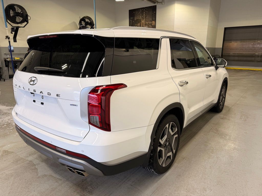 Thumbnail: 2023 Hyundai Palisade - 6