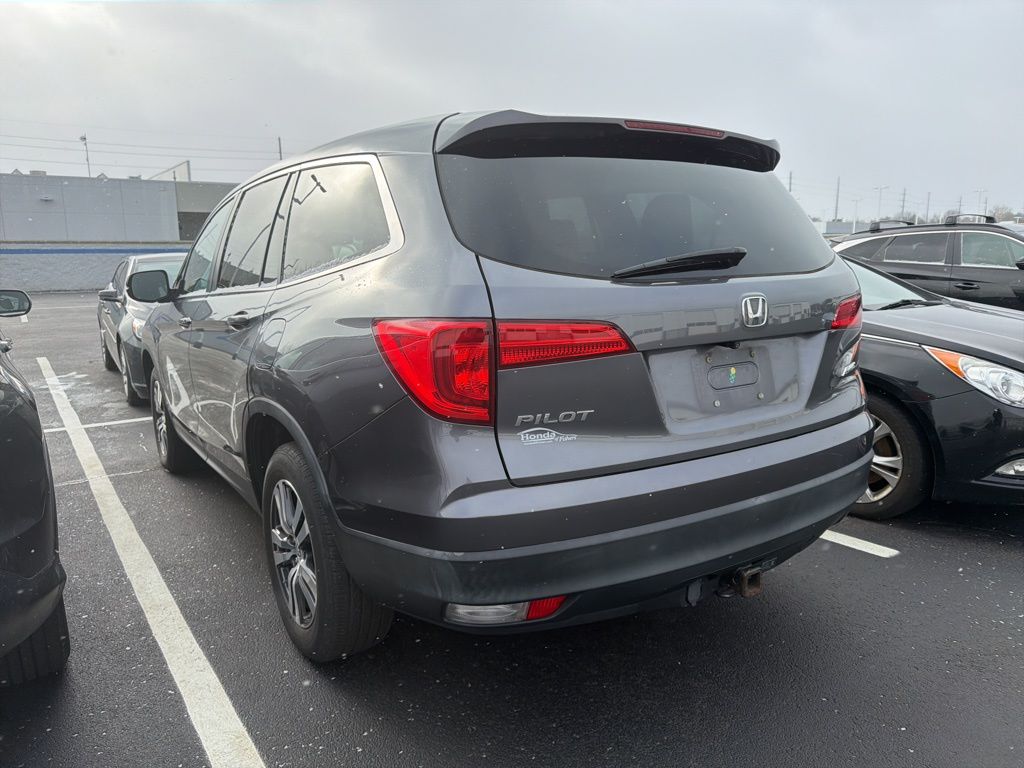 Thumbnail: 2016 Honda Pilot - 2