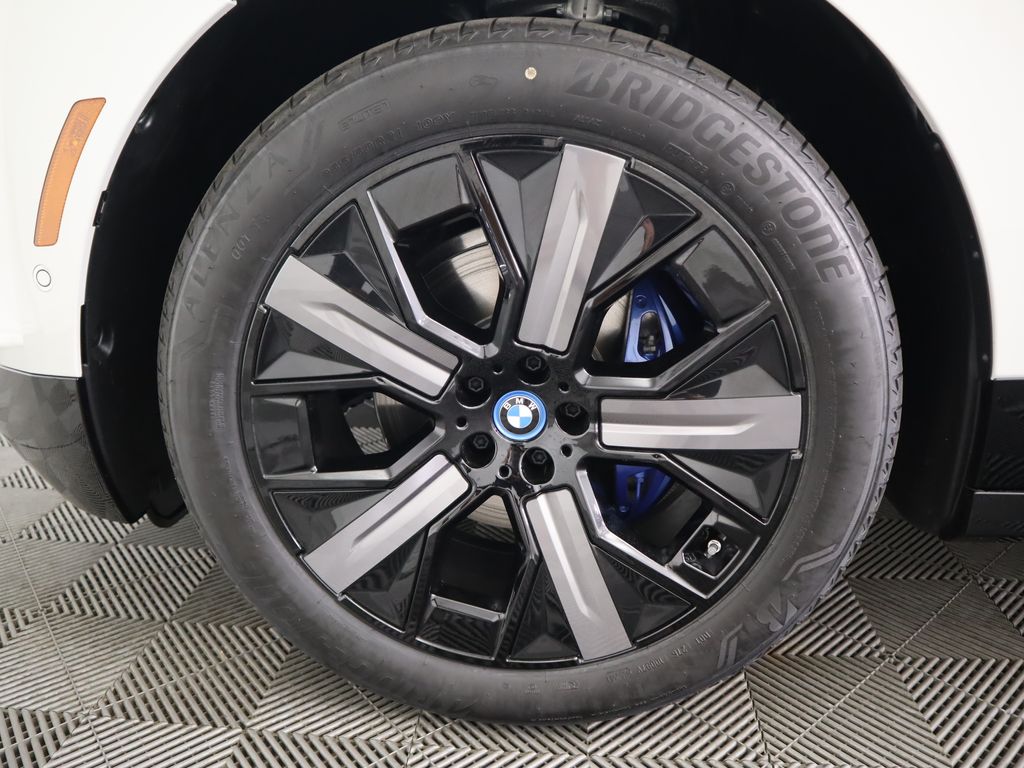 2025 BMW iX xDrive50 30