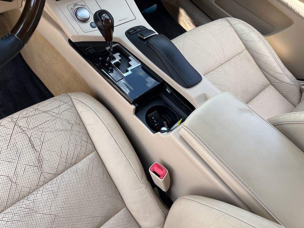 Thumbnail: 2013 Lexus ES - 20