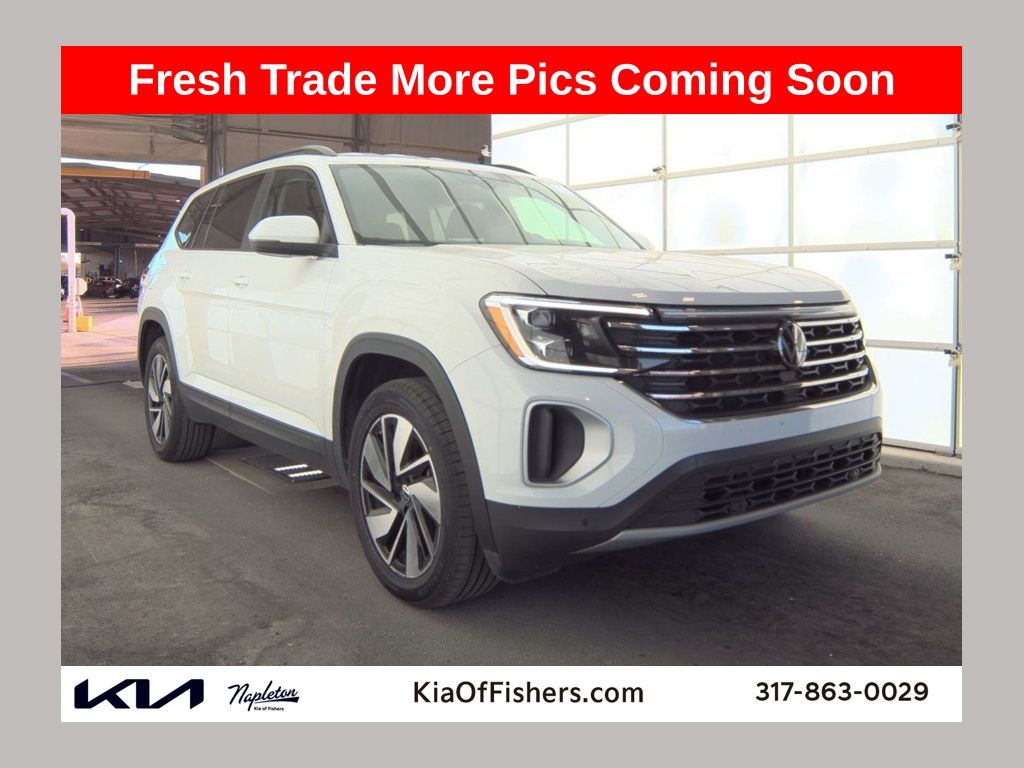 2024 Volkswagen Atlas SE FWD with Technology