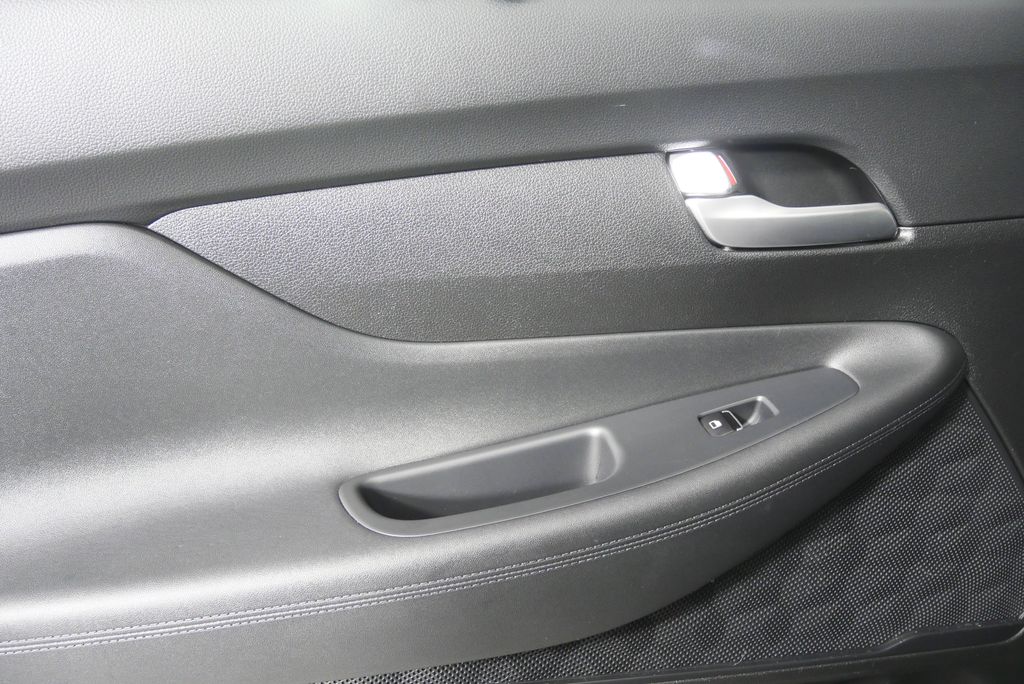 Thumbnail: 2022 Hyundai Santa Fe - 13