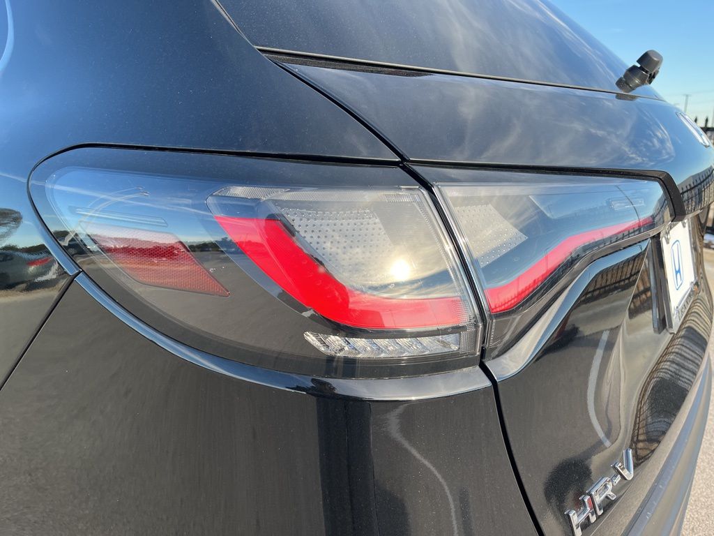 Thumbnail: 2026 Honda HR-V - 7