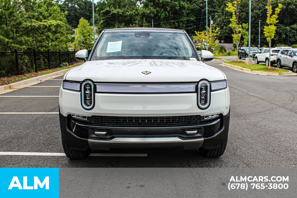 Used 2024 White Rivian Adventure image 9