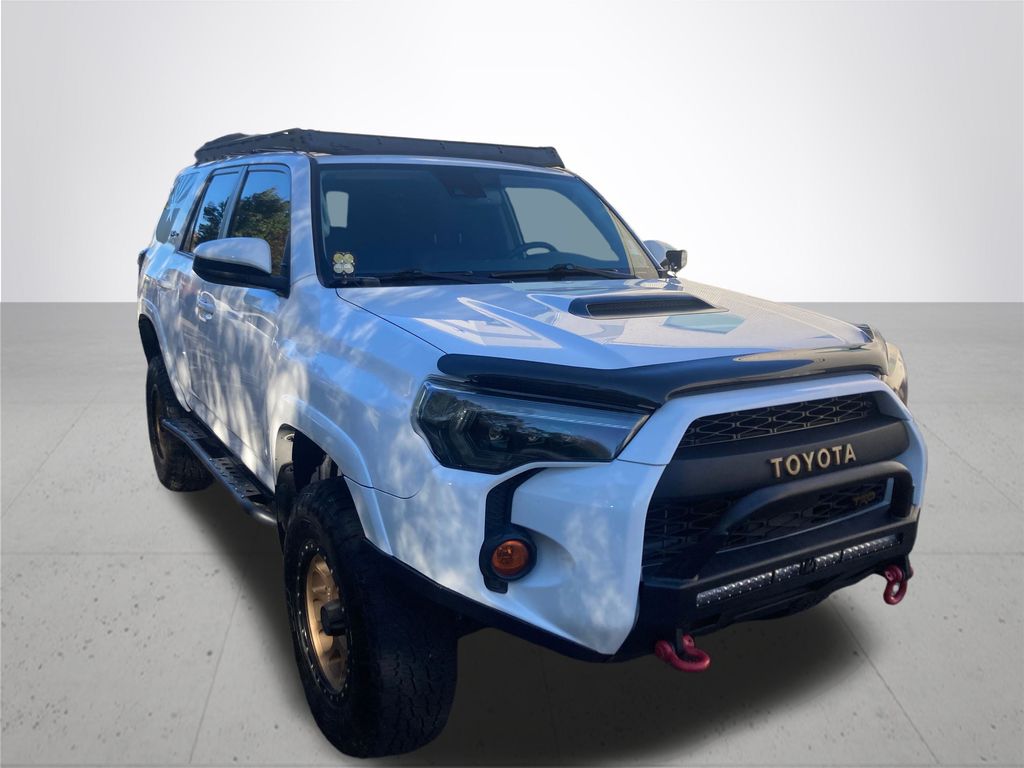 Used 2020 Toyota 4Runner TRD Pro with VIN JTEBU5JR0L5759287 for sale in Gladstone, OR