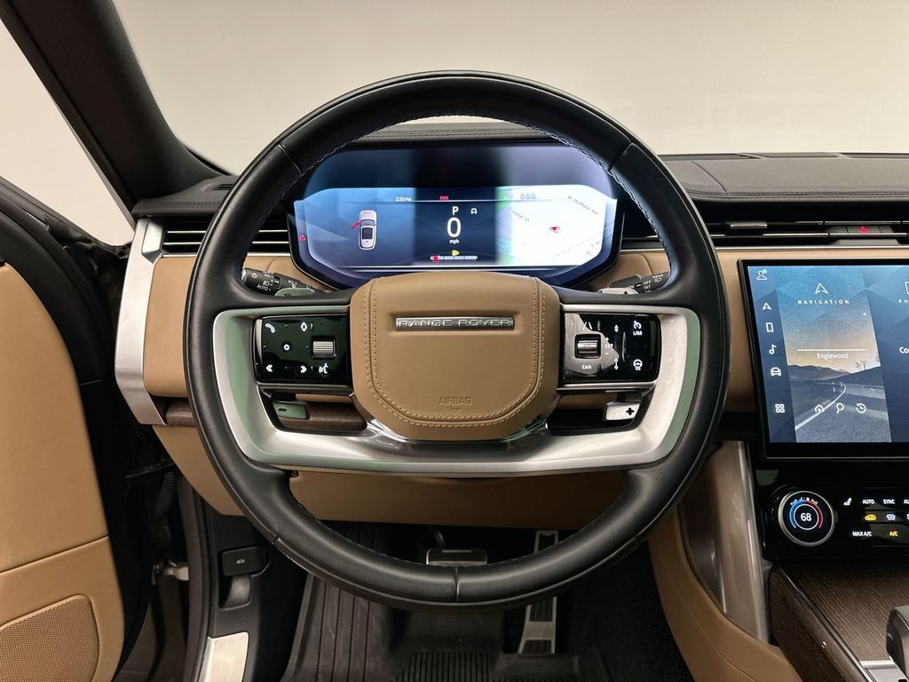 Thumbnail: 2023 Land Rover Range Rover - 18