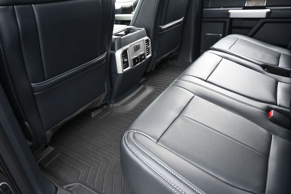 2022 Ford F-250 Super Duty LARIAT