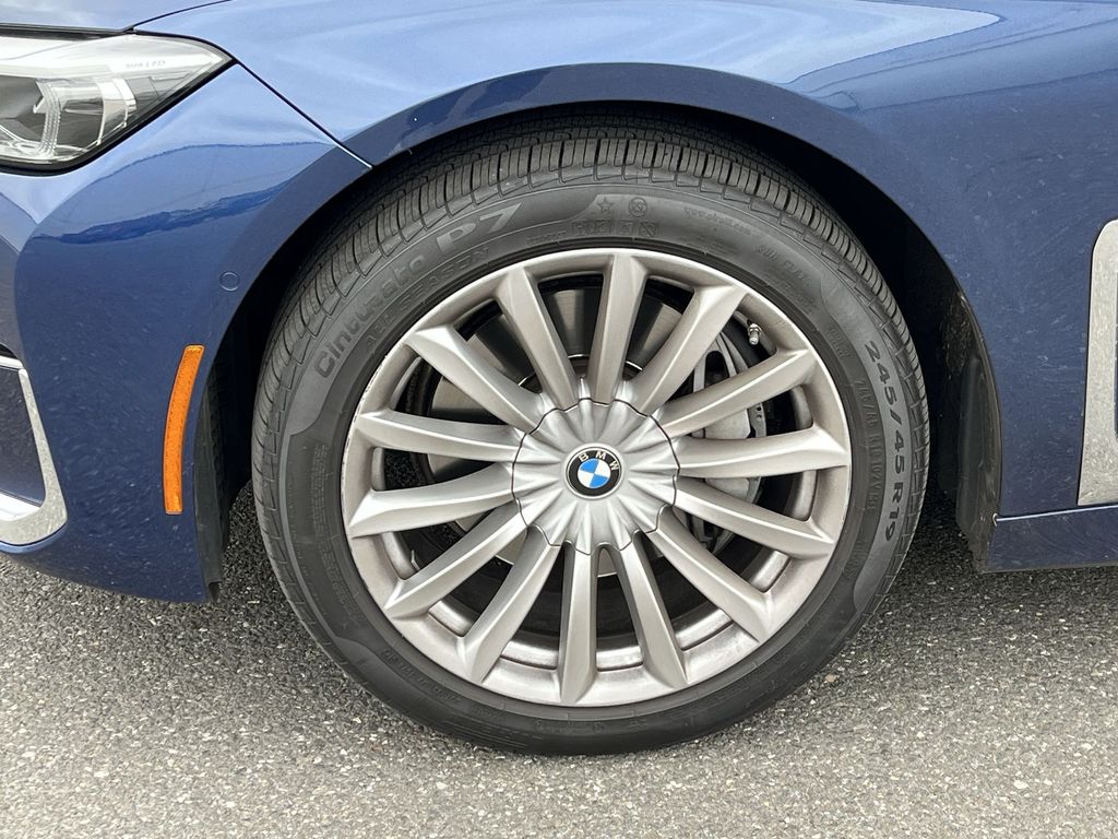 Thumbnail: 2022 BMW 7 Series - 10