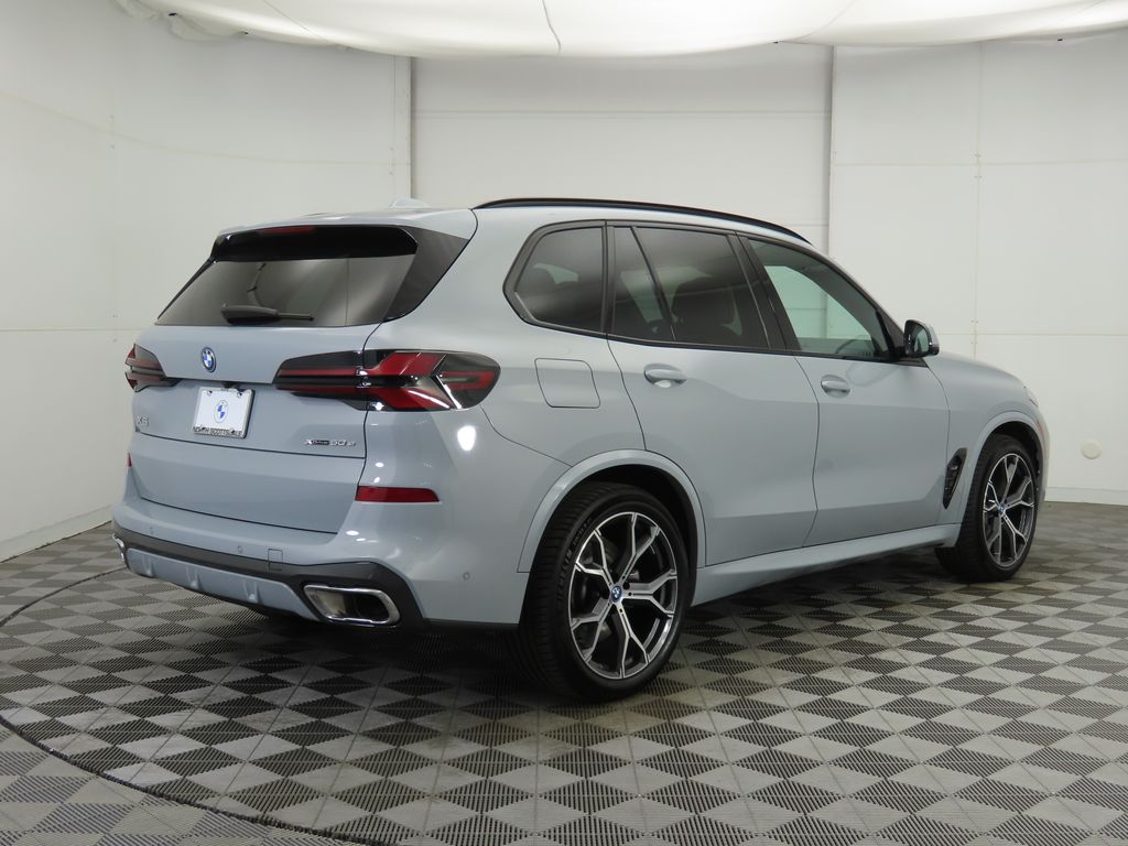Thumbnail: 2024 BMW X5 - 5