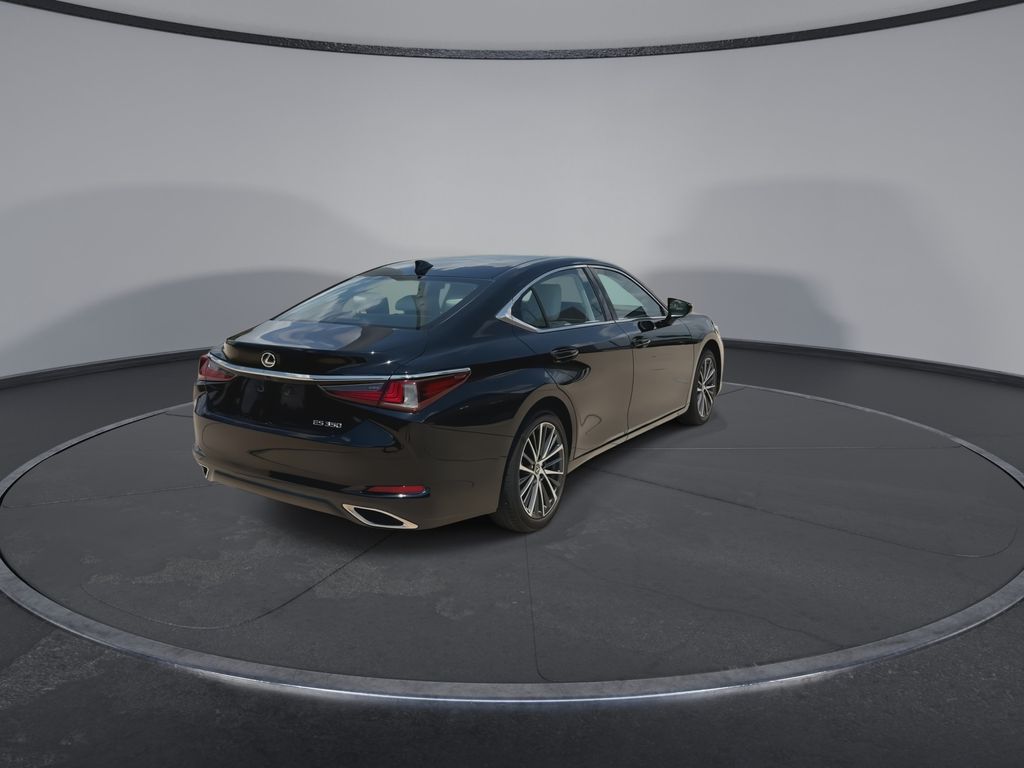 Thumbnail: 2024 Lexus ES - 8