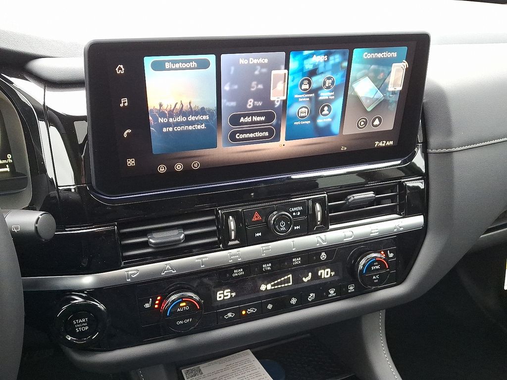 Thumbnail: 2026 Nissan Pathfinder - 8