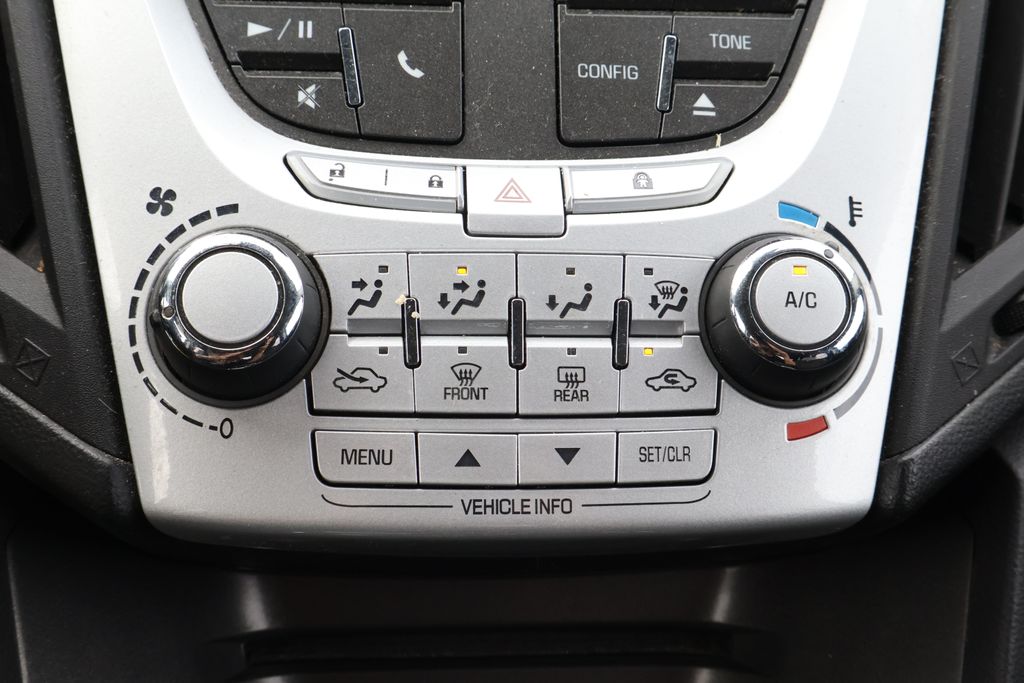 Thumbnail: 2013 Chevrolet Equinox - 24
