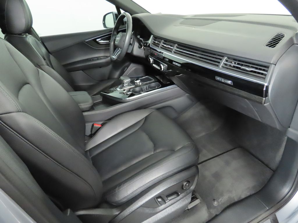 2019 Audi Q7 SE Premium Plus 18