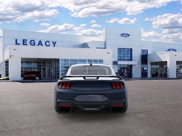 2026 Ford Mustang Dark Horse - 4