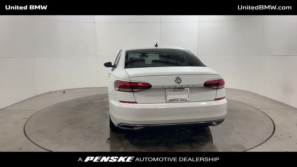 2021 Volkswagen Passat 2.0T 7