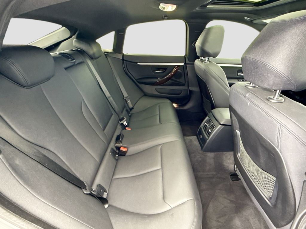 Thumbnail: 2020 BMW 4 Series - 21