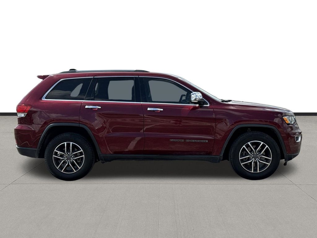 2020 Jeep Grand Cherokee Limited Red at Autostrade