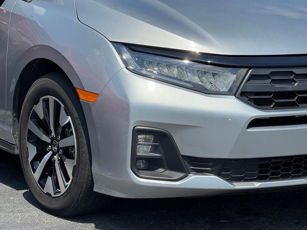 Used 2025 Honda Odyssey Van