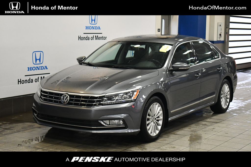 2016 Volkswagen Passat SE -
                  Mentor, OH
