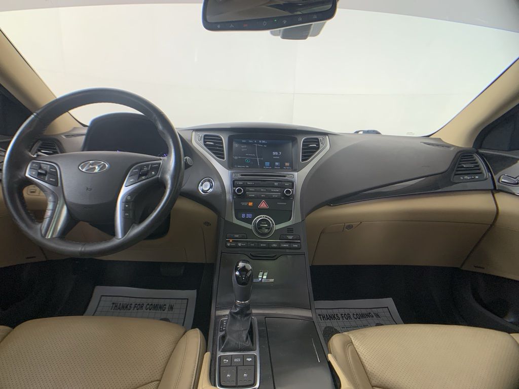 2017 Hyundai Azera Limited 23