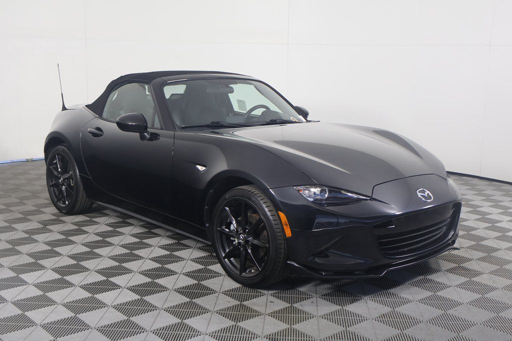 2019 Mazda MX-5 Miata Club 3