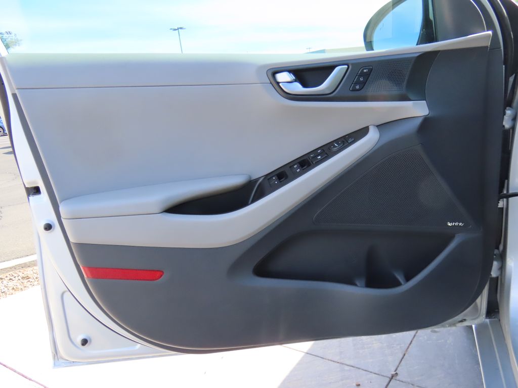 2019 Hyundai Ioniq Limited 23