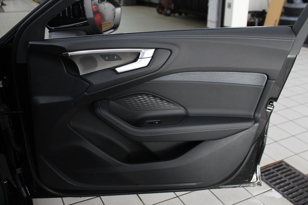 Thumbnail: 2025 Audi A5 - 31