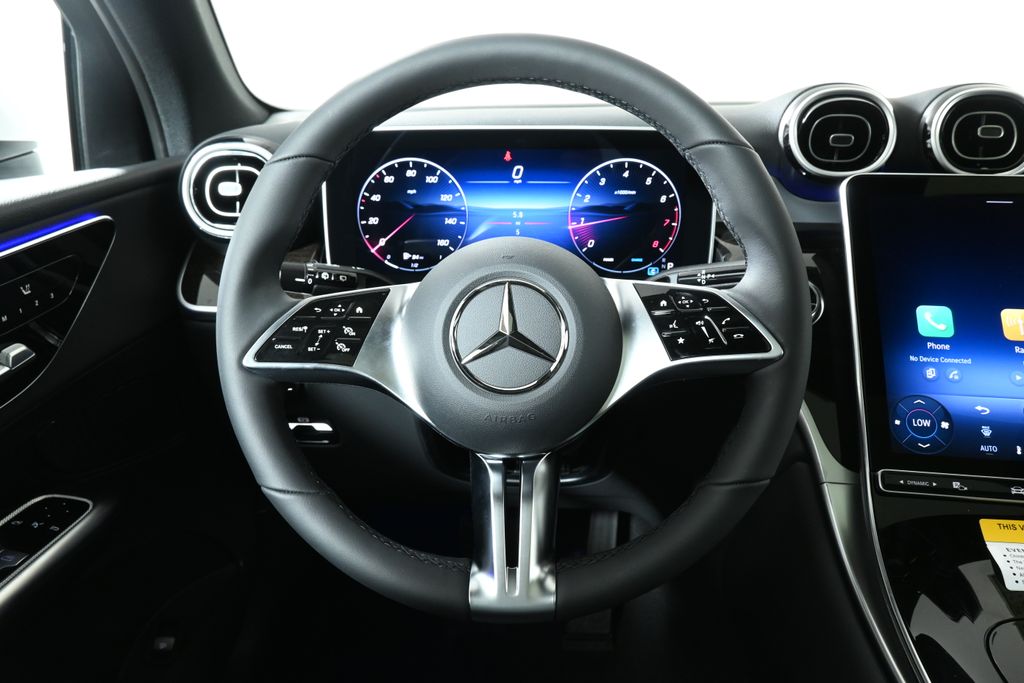 2025 Mercedes-Benz GLC 300 14