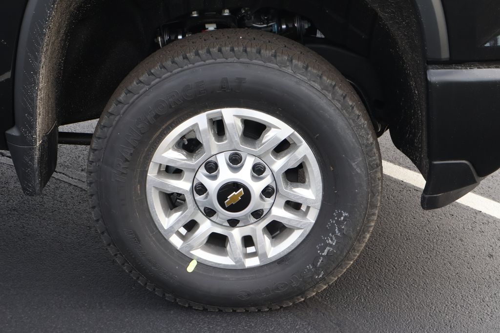 Thumbnail: 2026 Chevrolet Silverado 2500 - 11