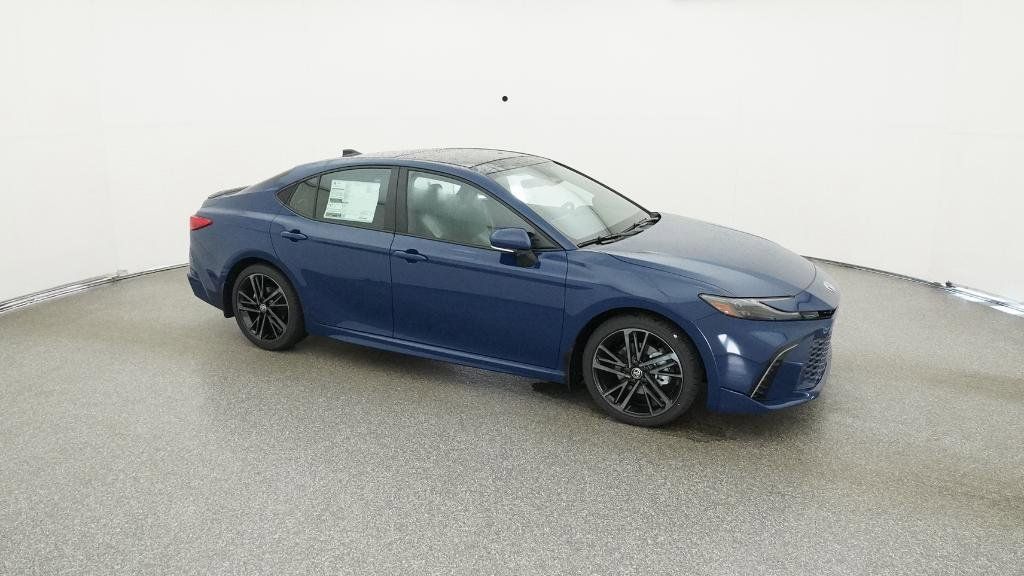 Thumbnail: 2025 Toyota Camry - 25