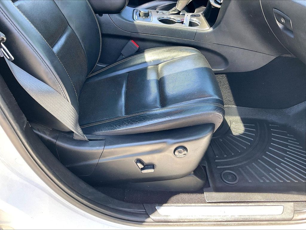 2021 Jeep Grand Cherokee — photo 36