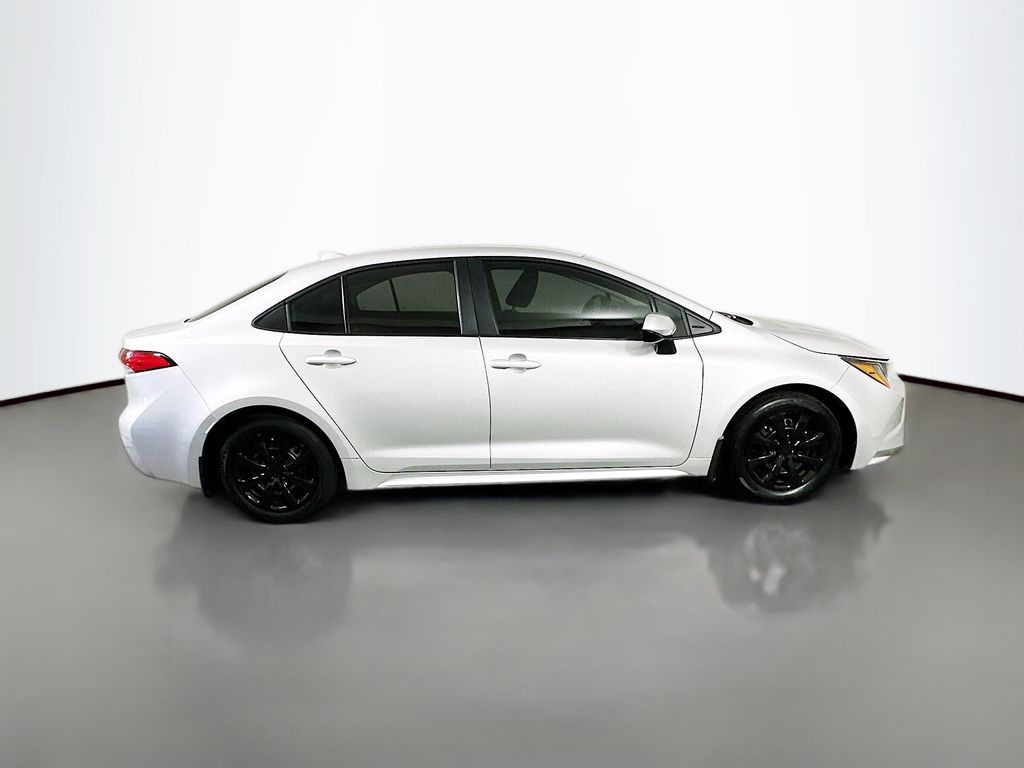 Thumbnail: 2025 Toyota Corolla - 4