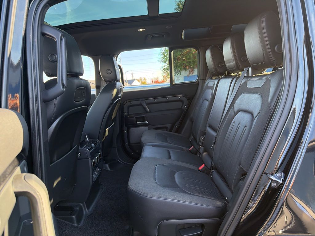 Thumbnail: 2021 Land Rover Defender - 20