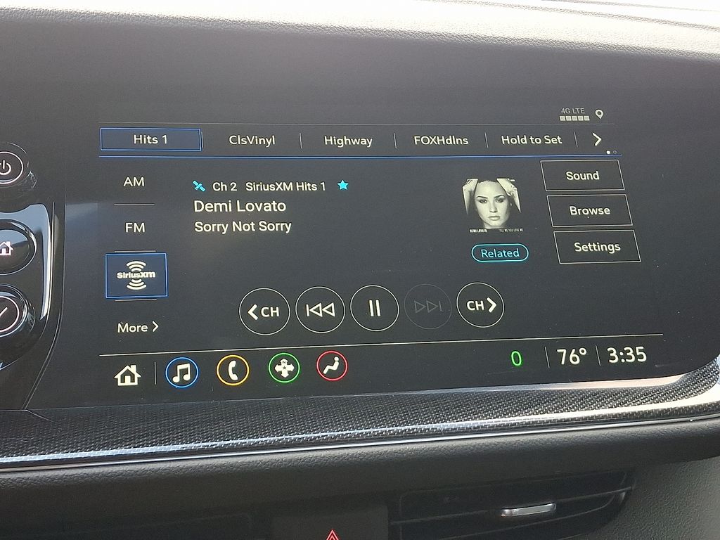 2023 Buick Envision Essence 18