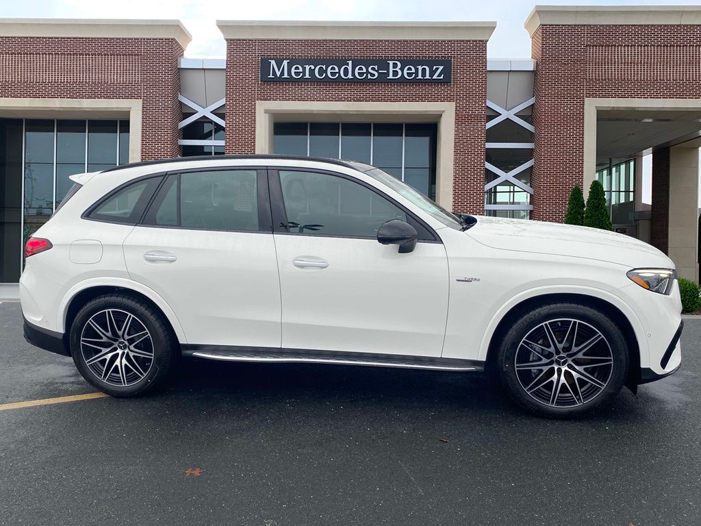 2025 Mercedes-Benz GLC 43 AMG 4