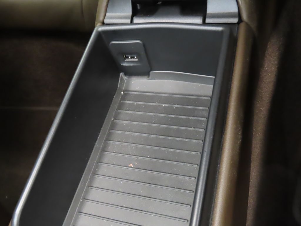 Thumbnail: 2017 Porsche 911 - 30