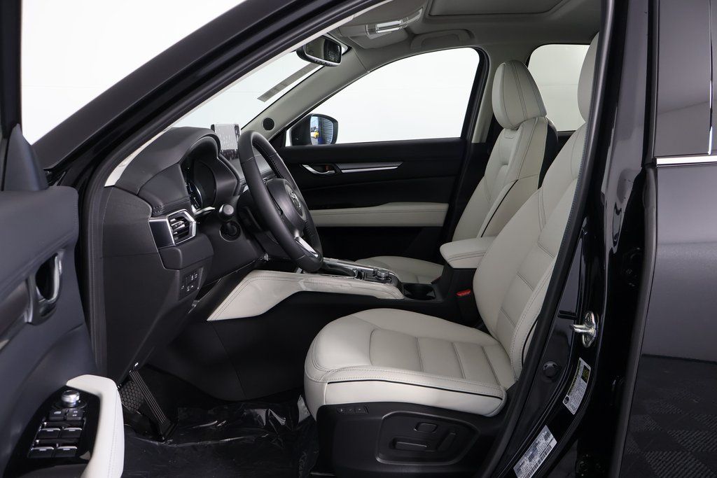 Thumbnail: 2025 Mazda CX-5 - 6