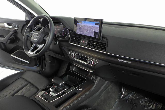 2023 Audi Q5 45 S line Premium Plus 13