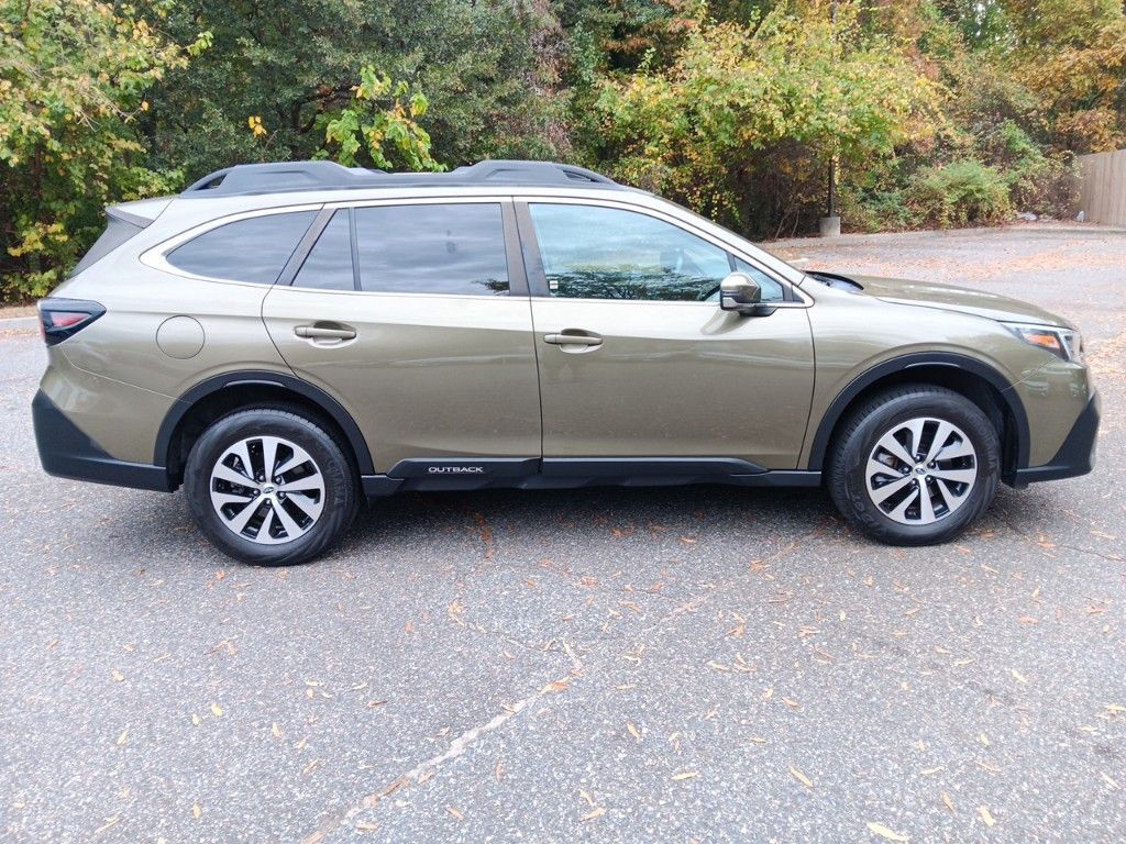 2021 Subaru Outback Premium 12