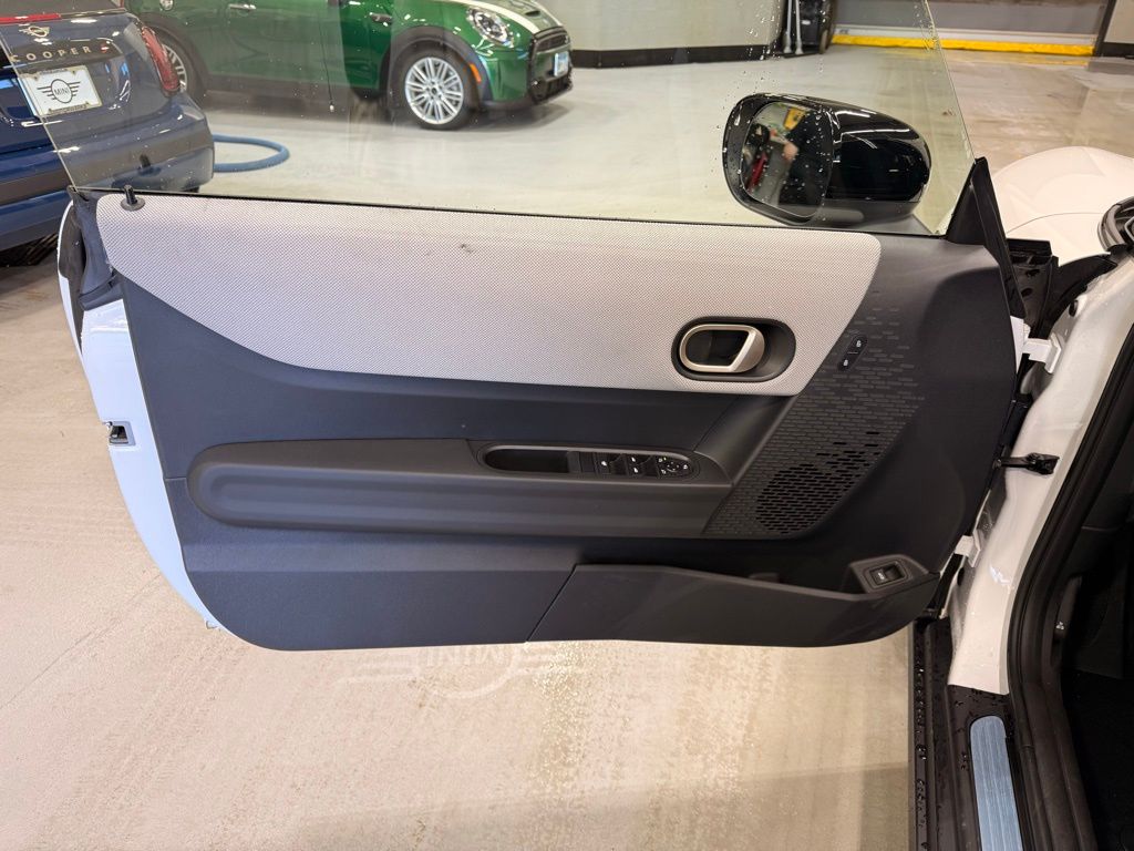 Thumbnail: 2026 MINI Cooper - 10