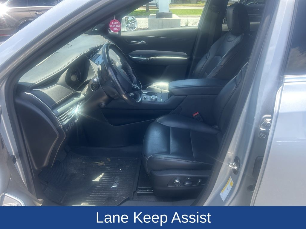 2019 Cadillac XT4 Premium Luxury